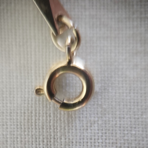 Women's, Bracelet, 7 3/4 inches from Claps to Ring, with 8 Pearl Clusters - Picture 5 of 6